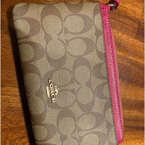 New Coach wallet wristlet